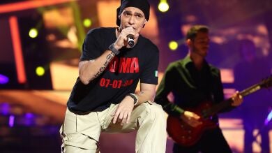 Carlos Baute nos enseña ‘La cosa más bella’ como Eros Ramazzotti
