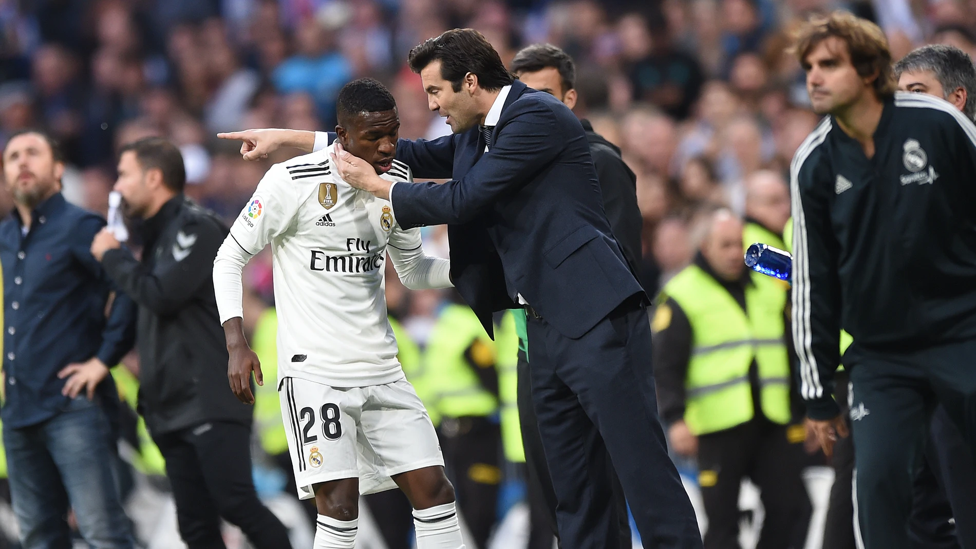 Solari da indicaciones a Vinicius Solari da indicaciones a Vinicius