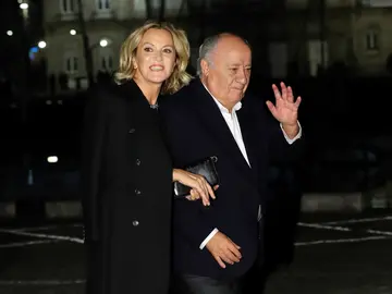 Amancio Ortega a su llegada al Real Club Náutico de A Coruña Amancio Ortega a su llegada al Real Club Náutico de A Coruña