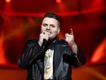 VÍDEO: Brays Efe y su ‘Mala mujer’ incendian el plató como C. Tangana VÍDEO: Brays Efe y su ‘Mala mujer’ incendian el plató como C. Tangana