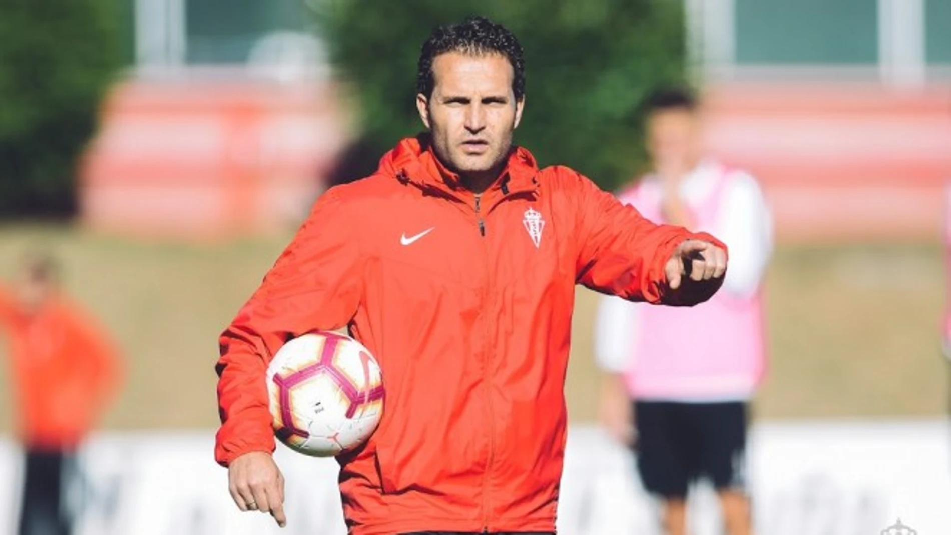 Baraja, durante un entrenamiento con el Sporting de Gijón Baraja, durante un entrenamiento con el Sporting de Gijón