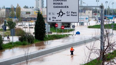 El temporal de lluvias deja carreteras cortadas y ríos desbordados en Cataluña y Valencia