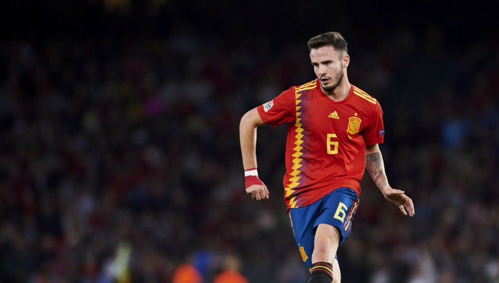 Saúl Ñíguez, con España