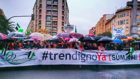 Manifestación 'Tren digno ya' en Cáceres Manifestación 'Tren digno ya' en Cáceres