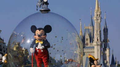 Vídeo: La espectacular celebración en Disneyland del 90 cumpleaños de Mickey Mouse