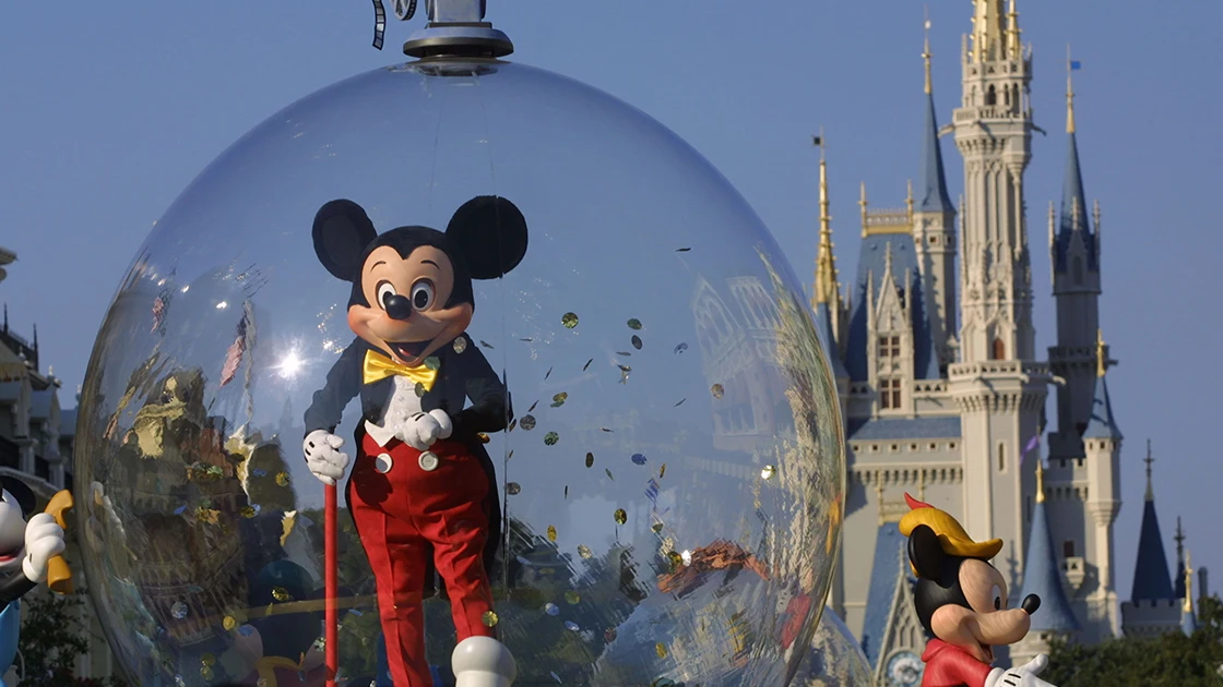 Mickey Mouse celebra su 90 cumpleaños
