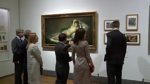 El Rey destaca la "dimensión universal" y "el legado cultural" del Museo del Prado en su bicentenario El Rey destaca la "dimensión universal" y "el legado cultural" del Museo del Prado en su bicentenario
