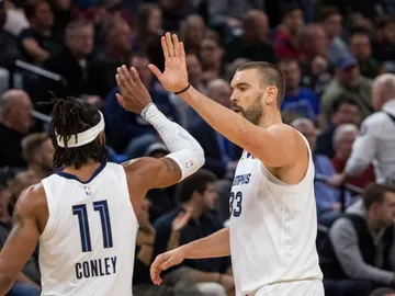 Marc Gasol celebra una canasta ante los Wolves Marc Gasol celebra una canasta ante los Wolves