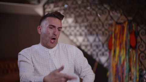 Jesús: “Manuel intenta meterme a la familia a cucharones”