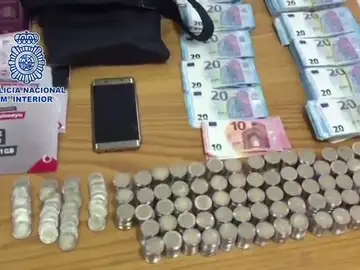 Desarticulada una banda acusada de reventar cajeros con explosivos y robar en varios bancos Desarticulada una banda acusada de reventar cajeros con explosivos y robar en varios bancos
