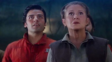 Oscar Isaac y Carrie Fisher