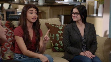 Sarah Hyland y Alex Winter en 'Modern Family'