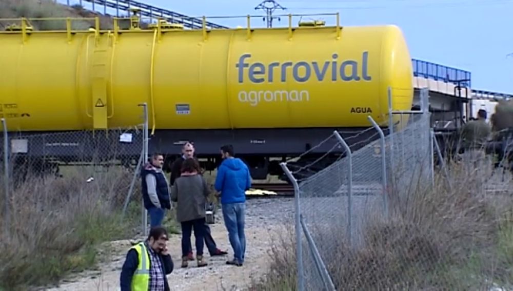 Muere un hombre tras sufrir una descarga eléctrica en la vía férrea del AVE en Silla (Valencia)