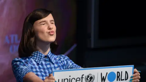 Millie Bobby Brown, la embajadora más joven de UNICEF Encargada de encender las luces del Empire State en el Día Universal del Niño