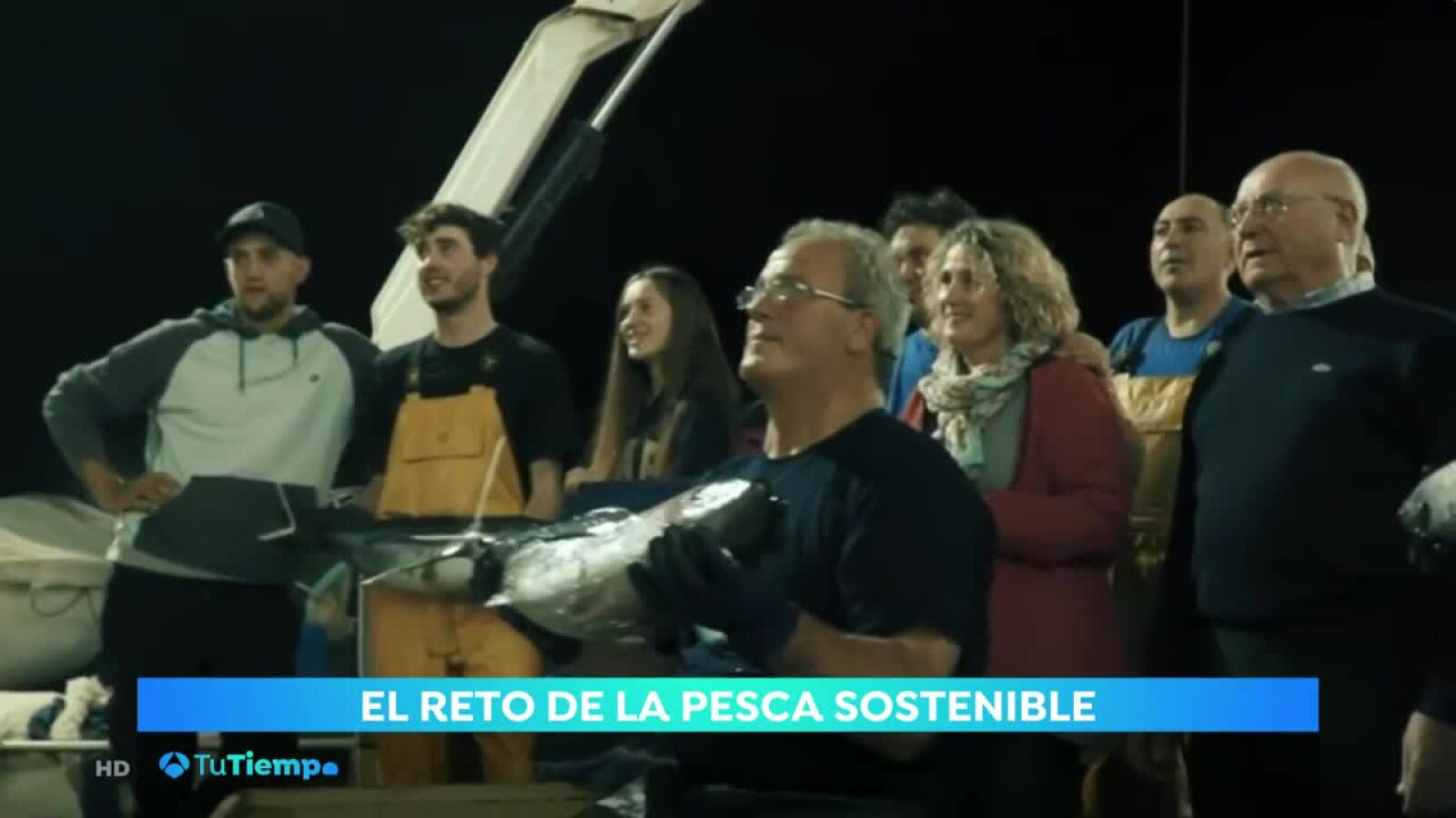 Celebramos el Día Mundial de la Pesca con tres generaciones de pescadores del Cantábrico