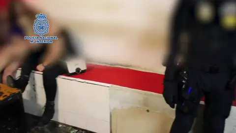 Liberadas 22 mujeres prostituidas en Almería en una operación con cinco detenidos Liberadas 22 mujeres prostituidas en Almería en una operación con cinco detenidos