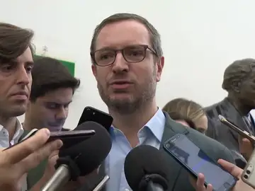 El PP cree que las palabras de Borrell a Rufián dejan en evidencia a Sánchez: "Si arrojan serrín y estiércol, ¿qué hacen pactando con ellos?" El PP cree que las palabras de Borrell a Rufián dejan en evidencia a Sánchez: "Si arrojan serrín y estiércol, ¿qué hacen pactando con ellos?"