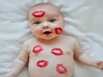 Una campaña en Change.org pide que Madrid tenga una calle 'del beso' Una campaña en Change.org pide que Madrid tenga una calle 'del beso'
