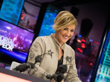 VÍDEO: Cristina Pardo analiza al detalle en 'El Hormiguero 3.0' la bronca con "escupitajo" del Congreso VÍDEO: Cristina Pardo analiza al detalle en 'El Hormiguero 3.0' la bronca con "escupitajo" del Congreso