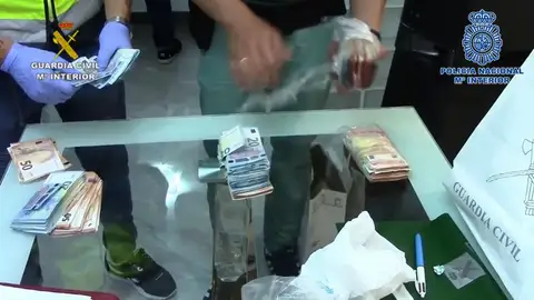 Desarticulada una banda que robaba camiones para vender su carga Desarticulada una banda que robaba camiones para vender su carga