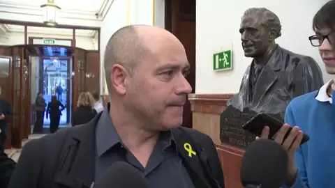 laSexta Noticias 14:00 (22-11-18) Jordi Salvador, diputado de ERC: Borrell "se tiene que disculpar. No hubo ningún escupitajo" laSexta Noticias 14:00 (22-11-18) Jordi Salvador, diputado de ERC: Borrell "se tiene que disculpar. No hubo ningún escupitajo"