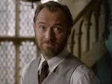 Jude Law como Albus Dumbledore Jude Law como Albus Dumbledore