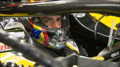 El homenaje de Carlos Sainz a Fernando Alonso en su última carrera en la Fórmula 1