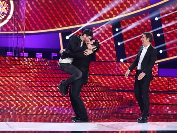 El beso de Cepeda y Brays Efe El beso de Cepeda y Brays Efe