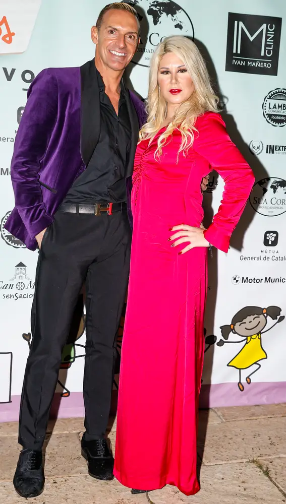 La cantante Tamara en la gala benéfica junto a su marido 