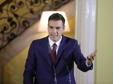 Pedro Sánchez durante su comparecencia en La Habana 