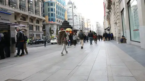 La Gran Vía de Madrid, semipeatonalizada La Gran Vía de Madrid, semipeatonalizada