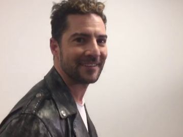 Acompañamos a David Bisbal en el backstage de 'La Voz Senior' 