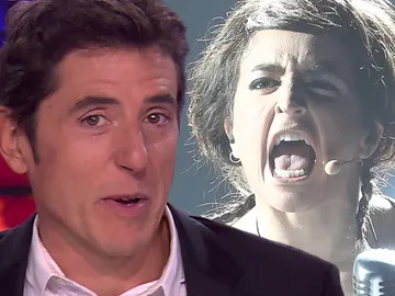Un emocionado Manel Fuentes muestra su conmoción con el himno 'Malo' tras la actuación de Mimi Un emocionado Manel Fuentes muestra su conmoción con el himno 'Malo' tras la actuación de Mimi