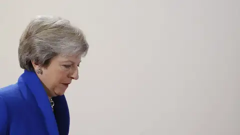 Theresa May Noticias fin de semana (25-11-18) May se enfrenta a la fase más difícil tras el apoyo de los Veintisiete al Brexit
