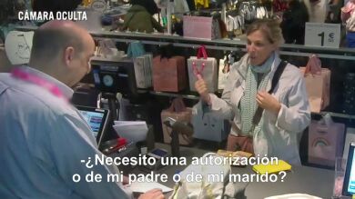 ¿Qué harías si te pidieran el permiso de tu marido o de tu padre para comprar? 
