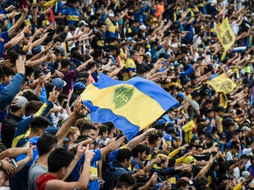 Aficionados de Boca Juniors, en el entrenamiento a puerta abierta en La Bombonera