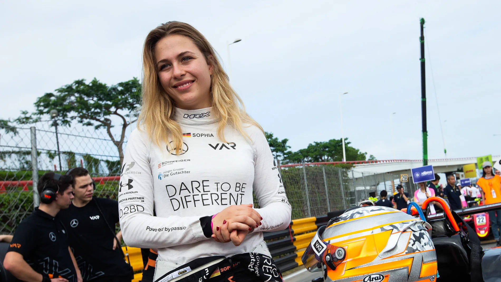 Sophia Floersch antes de disputar el Gran Premio de Macao Sophia Floersch antes de disputar el Gran Premio de Macao