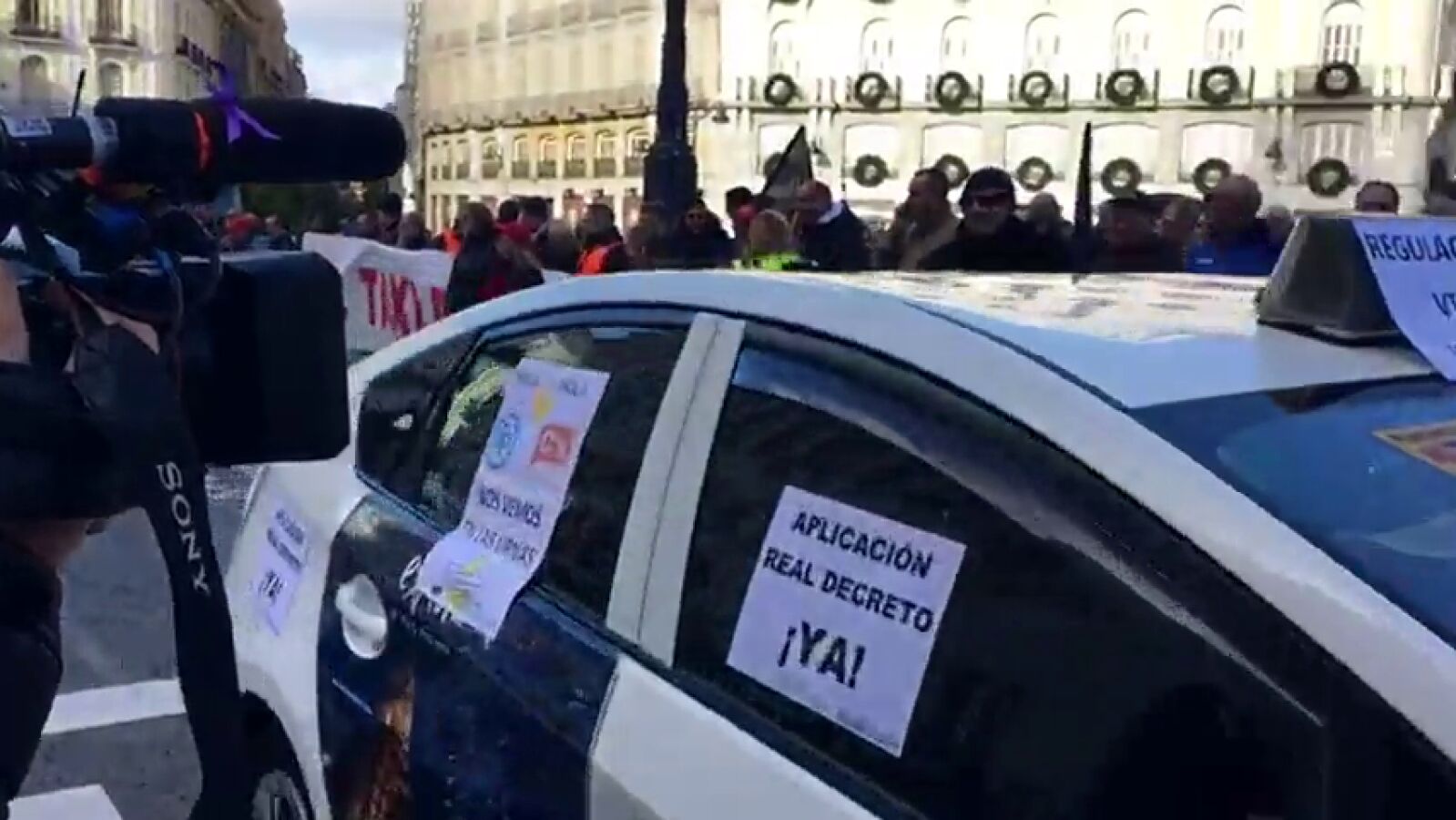 Taxistas se concentran en Madrid por 