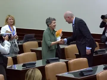 La administradora, Rosa María Mateo, de RTVE no posee la licenciatura en Ciencias Políticas como indicaba su perfil biográfico La administradora, Rosa María Mateo, de RTVE no posee la licenciatura en Ciencias Políticas como indicaba su perfil biográfico