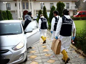 La Policía turca registra una finca en busca del cuerpo de Khashoggi La Policía turca registra una finca en busca del cuerpo de Khashoggi