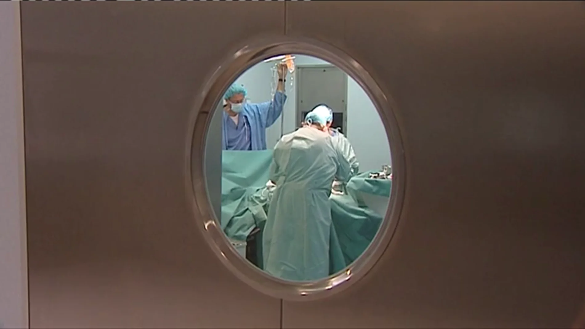 El servicio andaluz de salud tendrá que pagar 25.000€ a un paciente por operarle el tobillo equivocado El servicio andaluz de salud tendrá que pagar 25.000€ a un paciente por operarle el tobillo equivocado