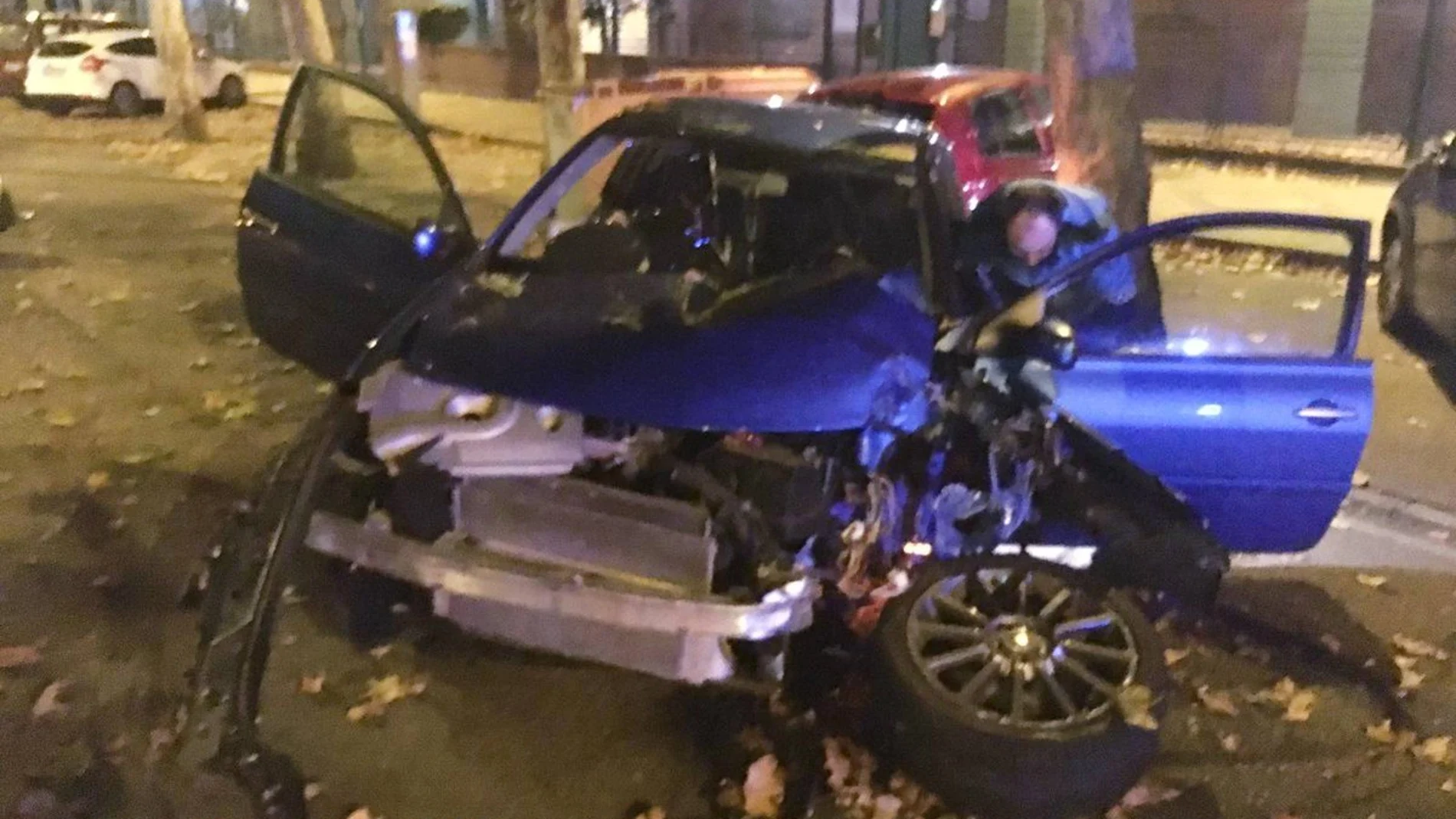 Coche siniestrado Coche siniestrado