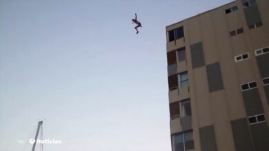 Las locuras de 'youtubers' que arriesgan sus vidas por conseguir el mejor vídeo