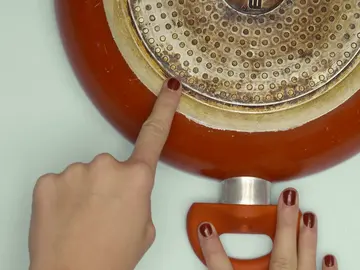 Trucos para limpiar las sartenes Trucos para limpiar las sartenes