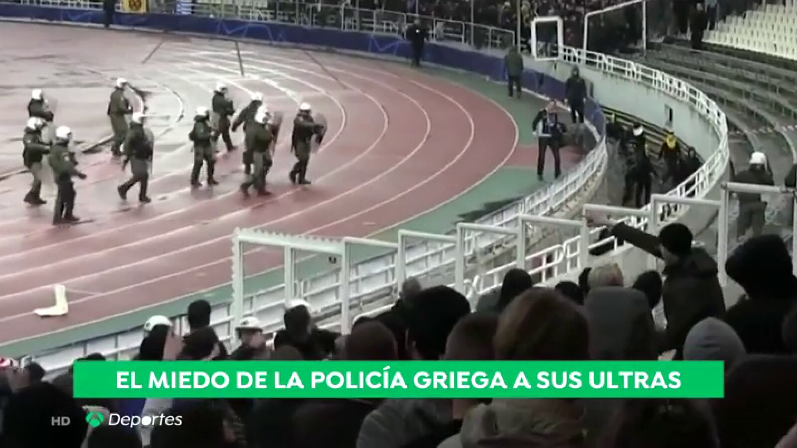 El miedo de la Policía griega a los ultras del AEK: sólo cargaron contra los hinchas del Ajax en Atenas