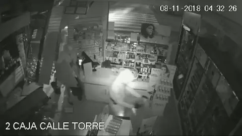 Imágenes de algunos de los robos de las bandas 'los del BMW' y 'los del SEAT' Imágenes de algunos de los robos de las bandas 'los del BMW' y 'los del SEAT'