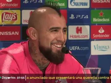Arturo Vidal: "El tema de los emoticonos está cerrado, hay que hablar de que el equipo está unido" Arturo Vidal: "El tema de los emoticonos está cerrado, hay que hablar de que el equipo está unido"