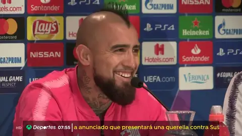 Arturo Vidal: "El tema de los emoticonos está cerrado, hay que hablar de que el equipo está unido" Arturo Vidal: "El tema de los emoticonos está cerrado, hay que hablar de que el equipo está unido"