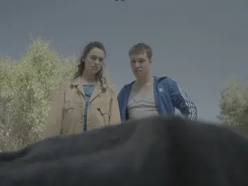 Lara y Alan en 'Más de 100 mentiras' Lara y Alan en 'Más de 100 mentiras'