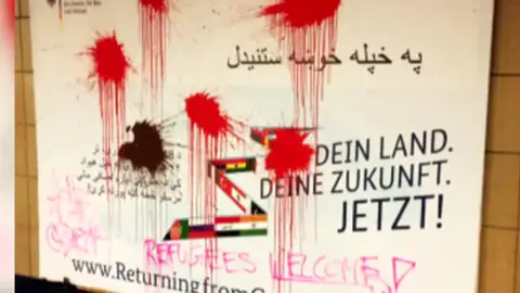 Alemania ofrece 2.200 euros a los refugiados que se vayan Alemania ofrece 2.200 euros a los refugiados que se vayan